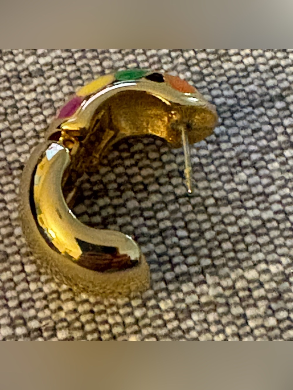 Erwin Pearl Multicolor Enamel Hoop Earrings — Mosaic Pattern - Picture 7 of 8